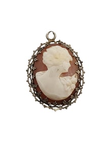ANTIQUE VICTORIAN 14KT GOLD FILIGREE SHELL CAMEO PENDANT