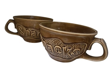 PAIR OF MCCOY #7521 SNACKS HUGE COFFEE CUPS