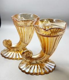 VINTAGE CARNIVAL GLASS CORNUCOPIA VASE SET