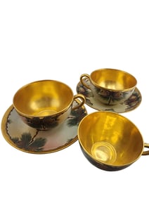 5 PCS ANTIQUE SIGNED BAVARIA GOLD FOILED PINE CONE CHINA CUPSAND SAUCERS