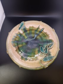 MAJOLICA STYLE GLAZED PLATE