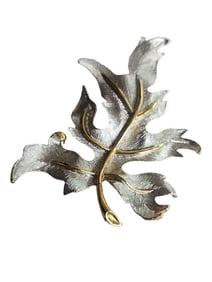 VINTAGE SIGNED JUDY LEE LEAF BROOCH