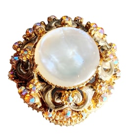 VINTAGE SIGNED FLORENZA FAUX MOP ENAMEL & RHINESTONE BROOCH