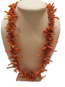 VINTAGE BRANCH C.O.R.A.L NECKLACE