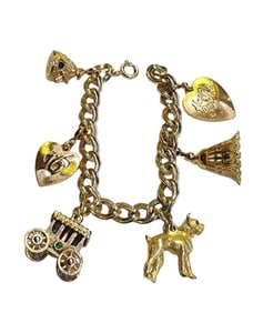 VINTAGE UNSIGNED BE MY HONEY CHARM BRACELET