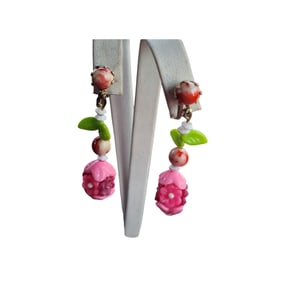 VINTAGE 50S HONG KONG FRUIT SALAD FLOWER EARRINGS
