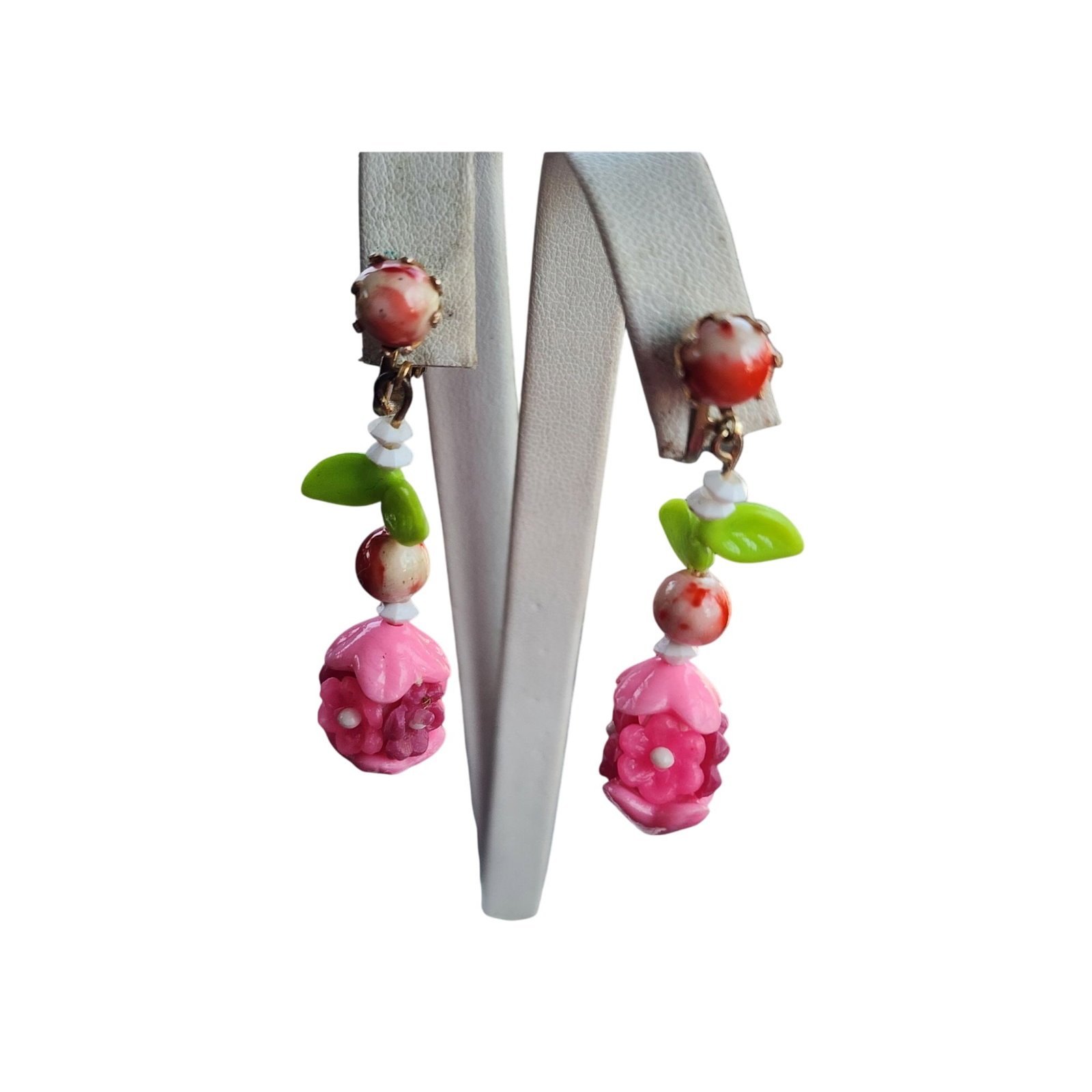 VINTAGE 50S HONG KONG FRUIT SALAD FLOWER EARRINGS: Vintage 50s Hong Kong Fruit Salad Flower Earrings (A4225) Size: 2.25" Color: Pink, Green Condition: Very good vintage Era: Circa 1950s Details: Signed on the backs. Super cute plastic flower clip earr