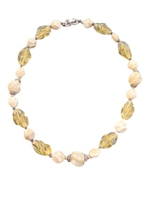 VINTAGE MOLDED ALL GLASS NECKLACE