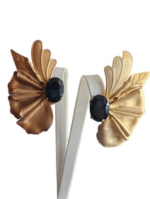 VINTAGE 80S UNUSUAL METAL & ACRYLIC FREE FORM CLIP EARRINGS