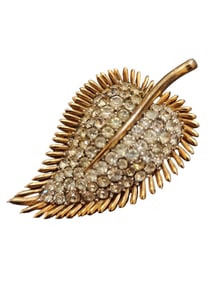 VINTAGE SIGNED CROWN TRIFARI RHINESTONE BROOCH