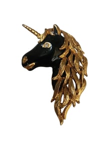 VINTAGE ENAMELED DESIGNER QUALITY UNICORN BROOCH