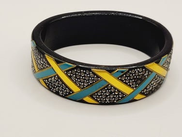 VINTAGE RHINESTONE BANDED RESIN BANGLE BRACELET