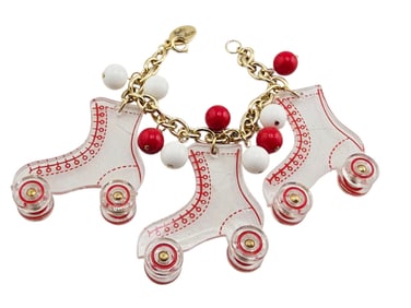 VINTAGE NOS JULIE RUBANO RARE LUCITE ROLLER SKATE CHARM BRACELET
