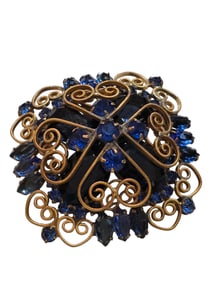 VINTAGE BEAUTY ROYAL BLUES RHINESTONE AND BRASS FILIGREE DOMED BROOCH