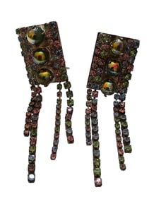 VINTAGE 80S UNSIGNED UNIQUE MULTICOLOR GLASS/RHINESTONE CLIP EARRINGS