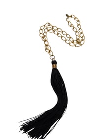 VINTAGE SIGNED BEE CHARMING NOS BLACK SILK CORD HUGE TASSEL ON TEXTURED LINK CHAIN NECKLACE