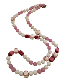 VINTAGE ACRYLIC LONG BEADED NECKLACE