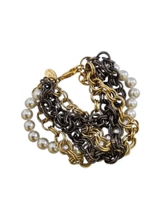 VINTAGE NOS BEE CHARMING MULTI CHAIN/PEARL BRACELET