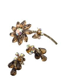 VINTAGE VERIFIED JULIANA FLOWER RHINESTONE BROOCH & CLIP-ON EARRINGS SET