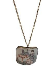 ANTIQUE GOLD WASH OVER SILVER PORCELAIN ASIAN PENDANT NECKLACE