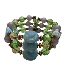 VINTAGE TRIPLE STRAND MOLDED GLASS AND CRYSTAL MEMORY WIRE BRACELET