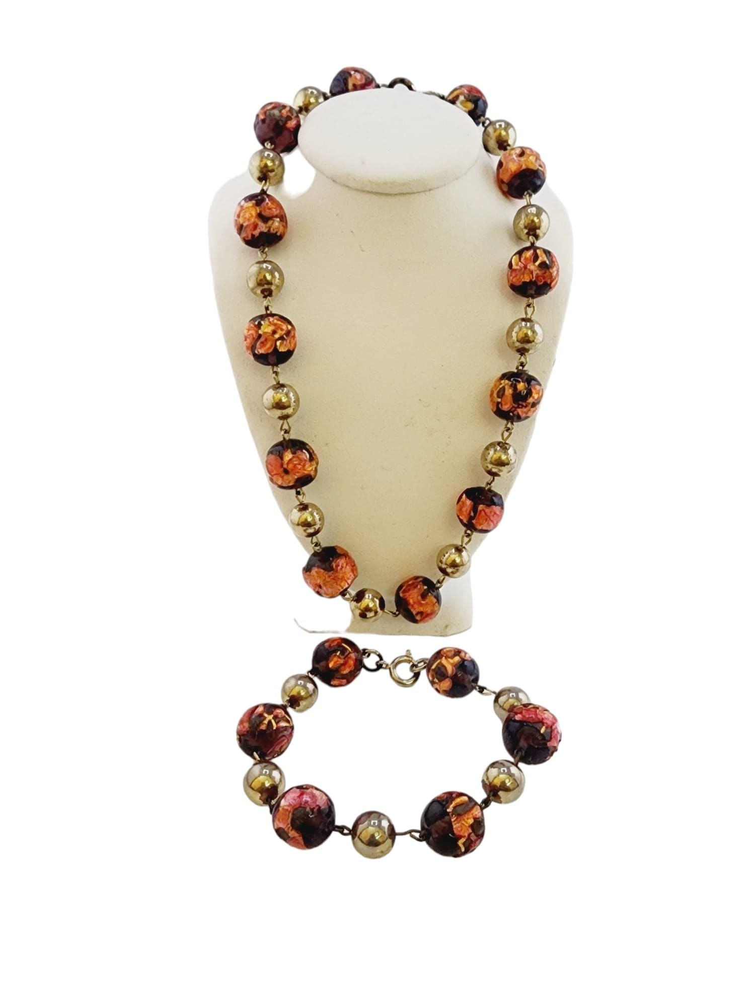 BEAUTIFUL FOIL GLASS BEADED NECKLACE AND BRACELET SET (1 of 4)