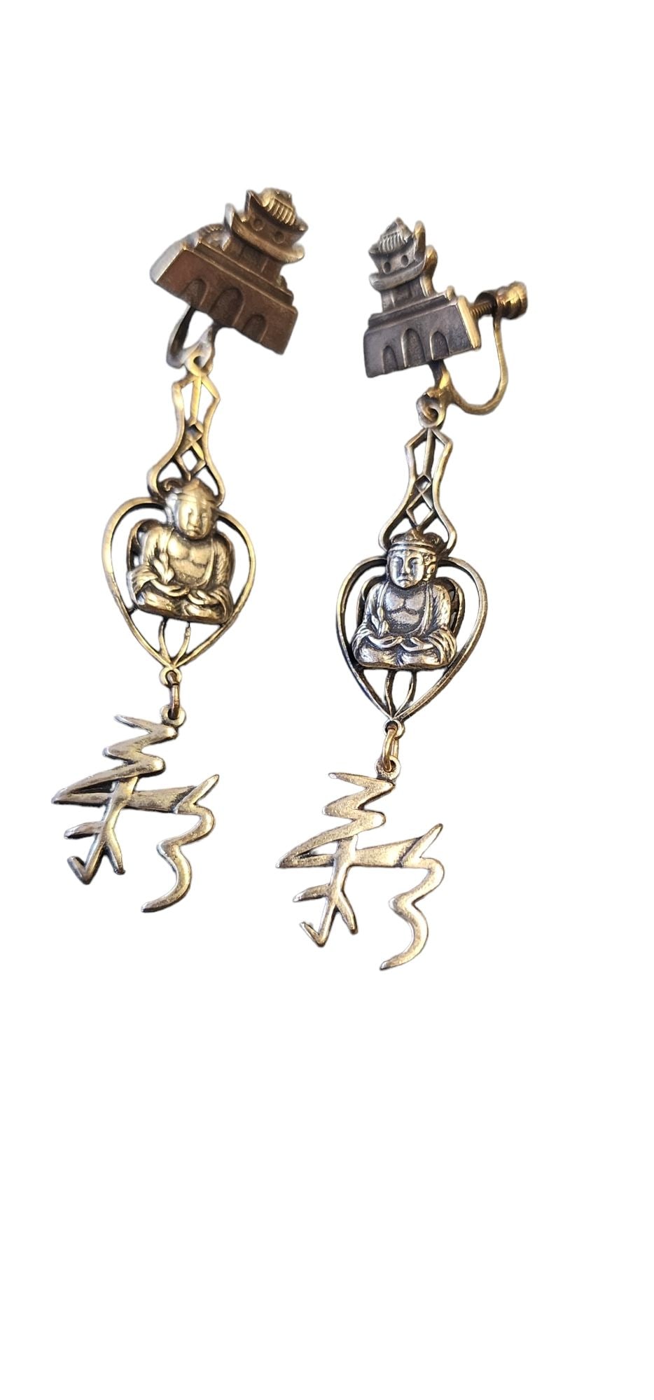 VINTAGE BUDDHA DECORATIVE BRASS SCREW BACK CLIP EARRINGS (1 of 3)
