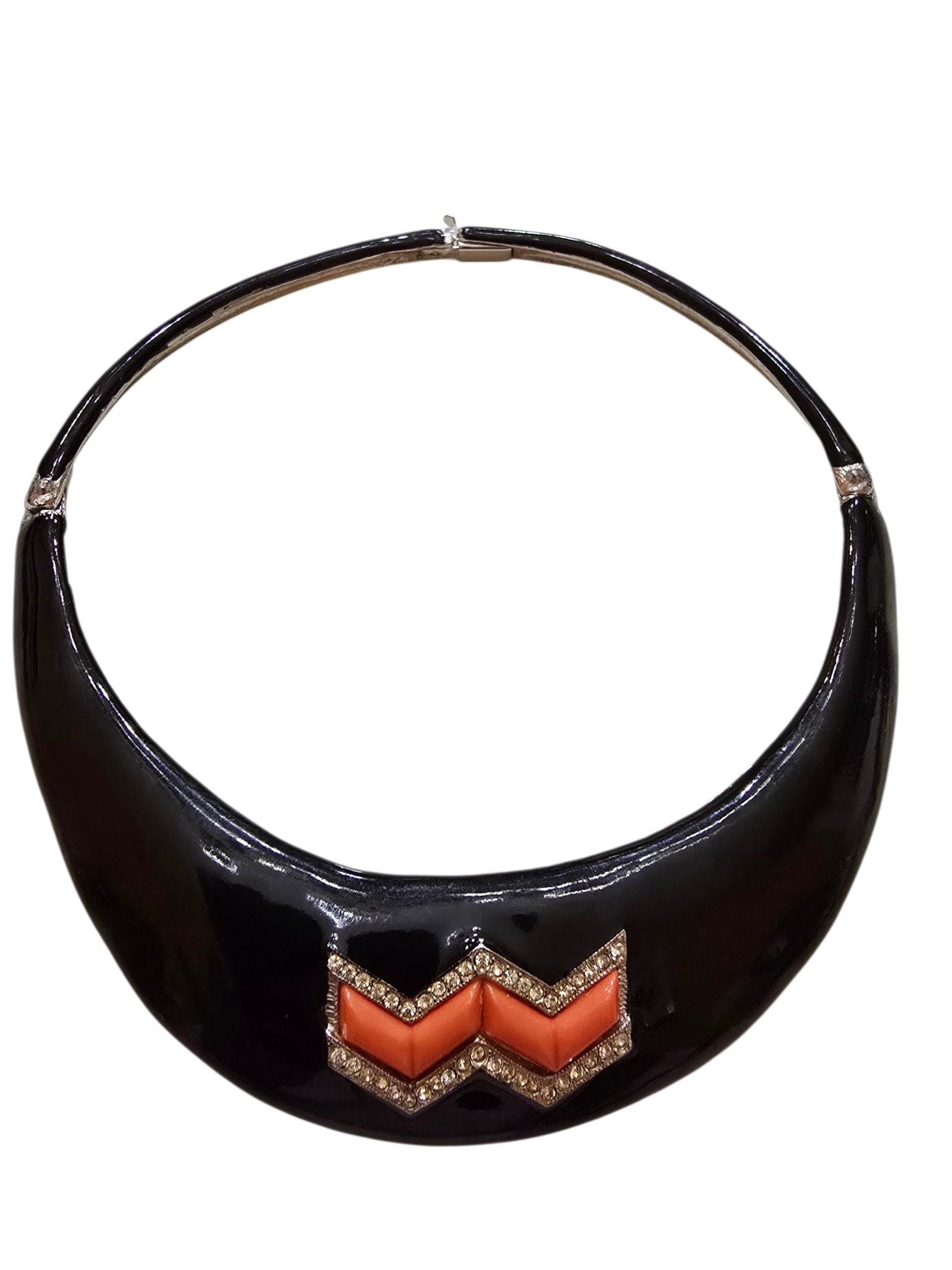 VINTAGE KENNETH LANE ENAMEL DECO STYLE COLLAR NECKLACE: VINTAGE KENNETH LANE ENAMEL DECO STYLE COLLAR NECKLACE. THIS CAME FROM A KENNETH LANE COLLECTOR, AND IS UNWORN. SIGNED ON THE BACK, PUSH IN CLASP. IT MEASURES APPROXIMATELY 14.25".