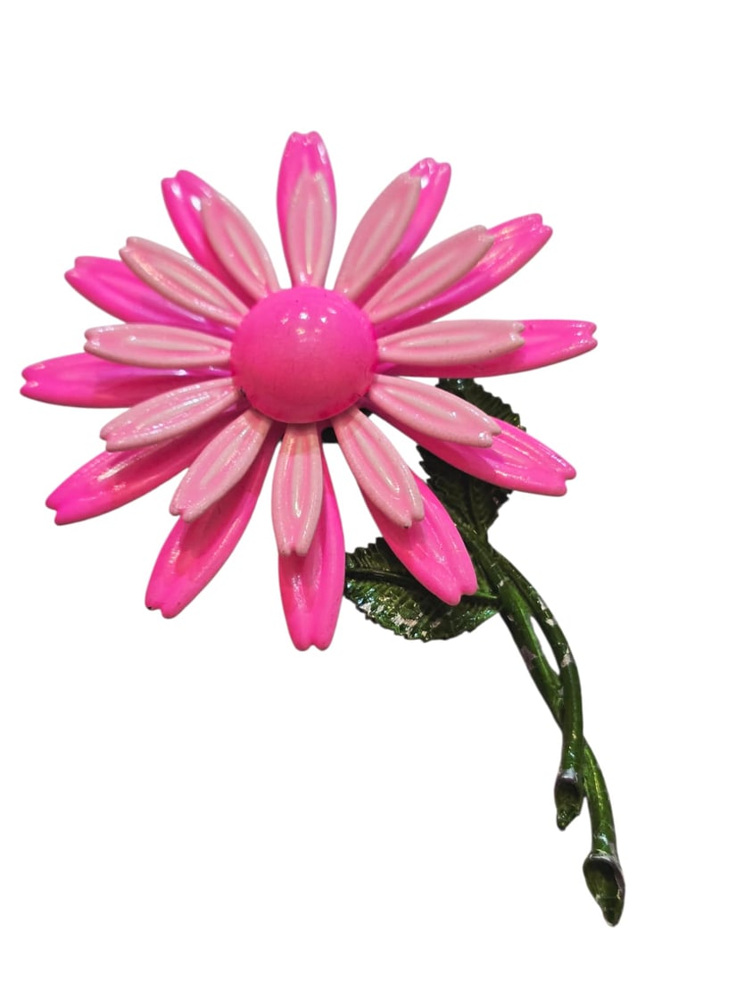 VINTAGE UNSIGNED PINK ENAMEL FLORAL BROOCH (1 of 4)