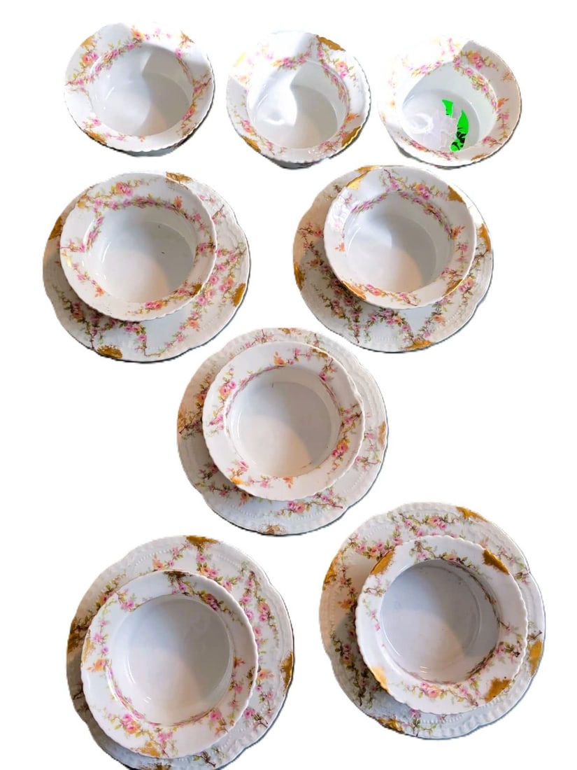 HAVILAND LIMOGES FRANCE VARENNE PINK ROSE BONE CHINA RAMEKIN & SAUCER SET OF 5 (1 of 10)