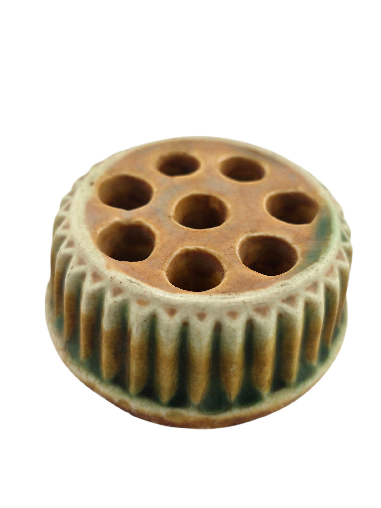 VINTAGE ROSEVILLE PORCELAIN FLOWER FROG (1 of 3)