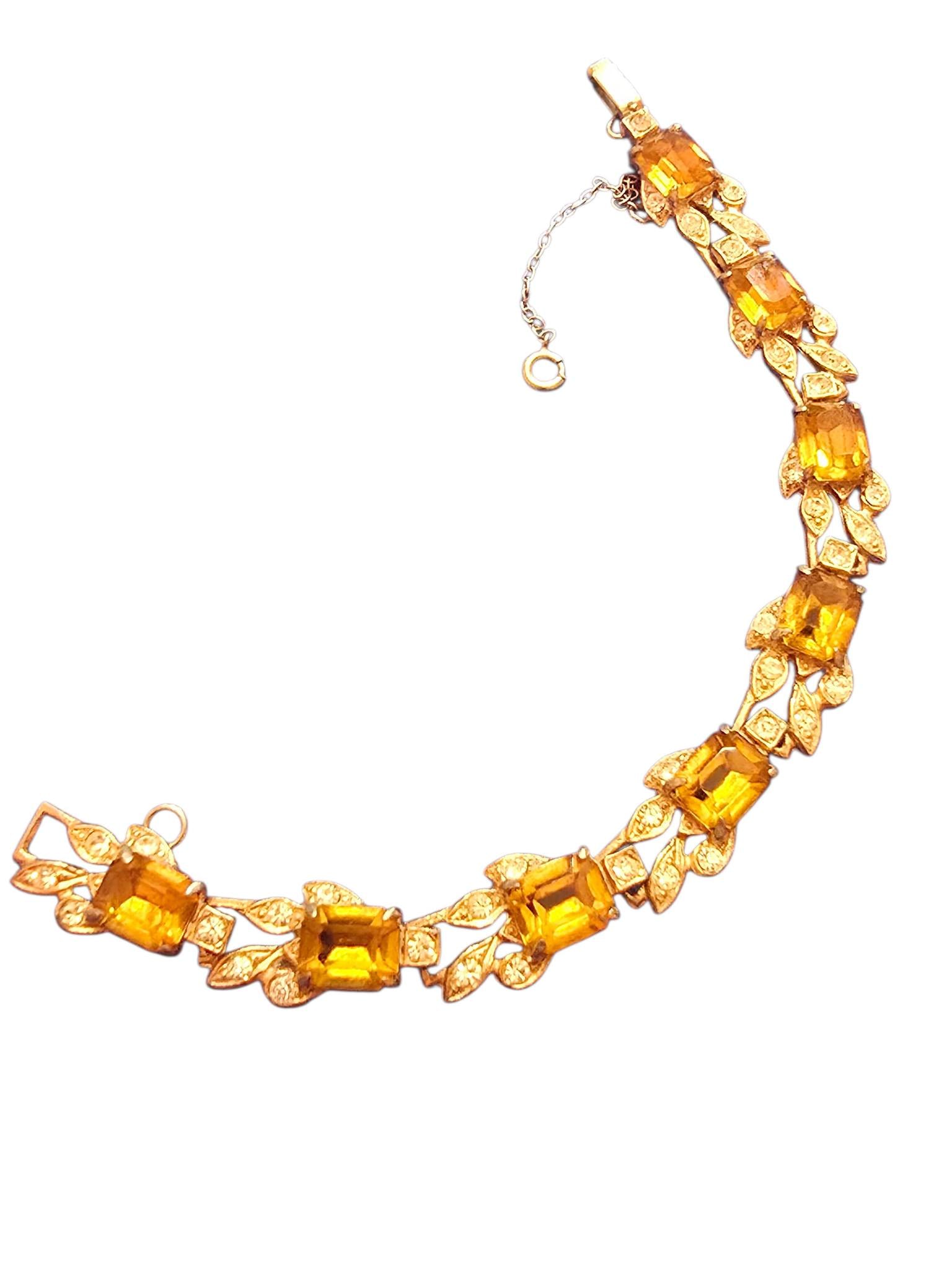 VINTAGE GLASS AND RHINESTONE HINGED BRACELET (1 of 5)