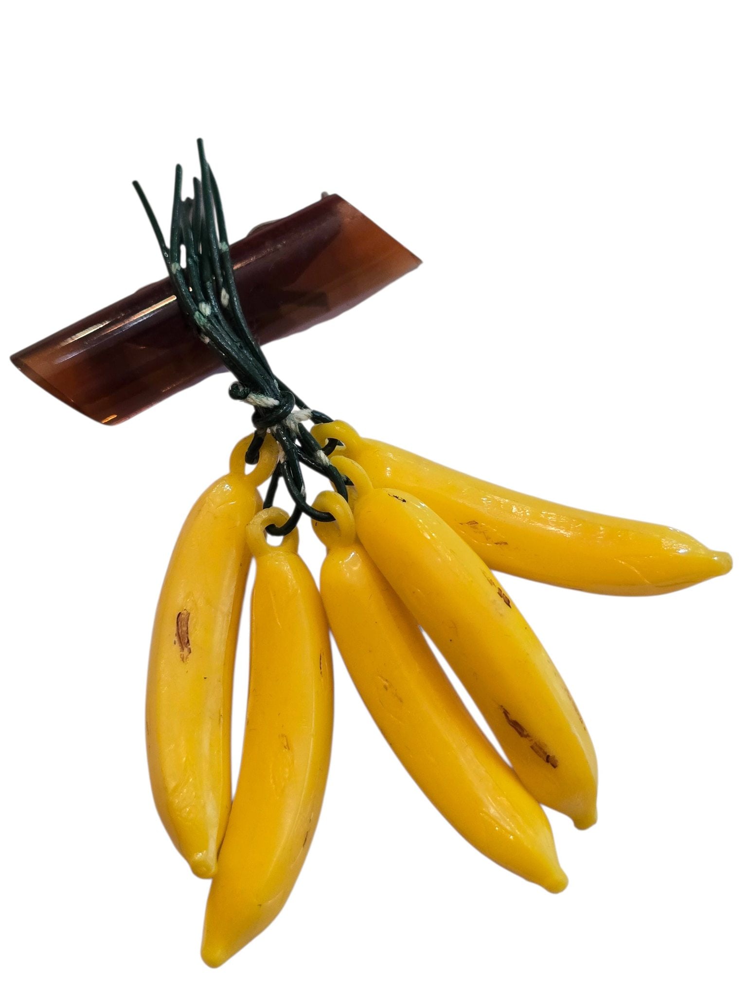 VINTAGE EARLY PLASTIC DANGLING BUNCH OF BANANAS BROOCH (1 of 2)