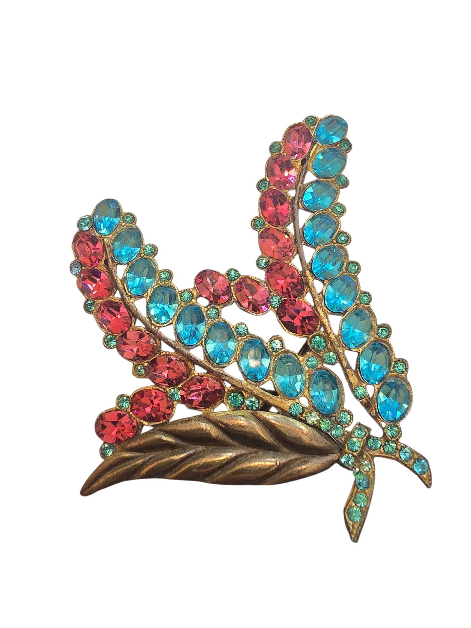 EARLY METAL AND RHINESTONE FLORAL LEAF BROOCH (1 of 3)