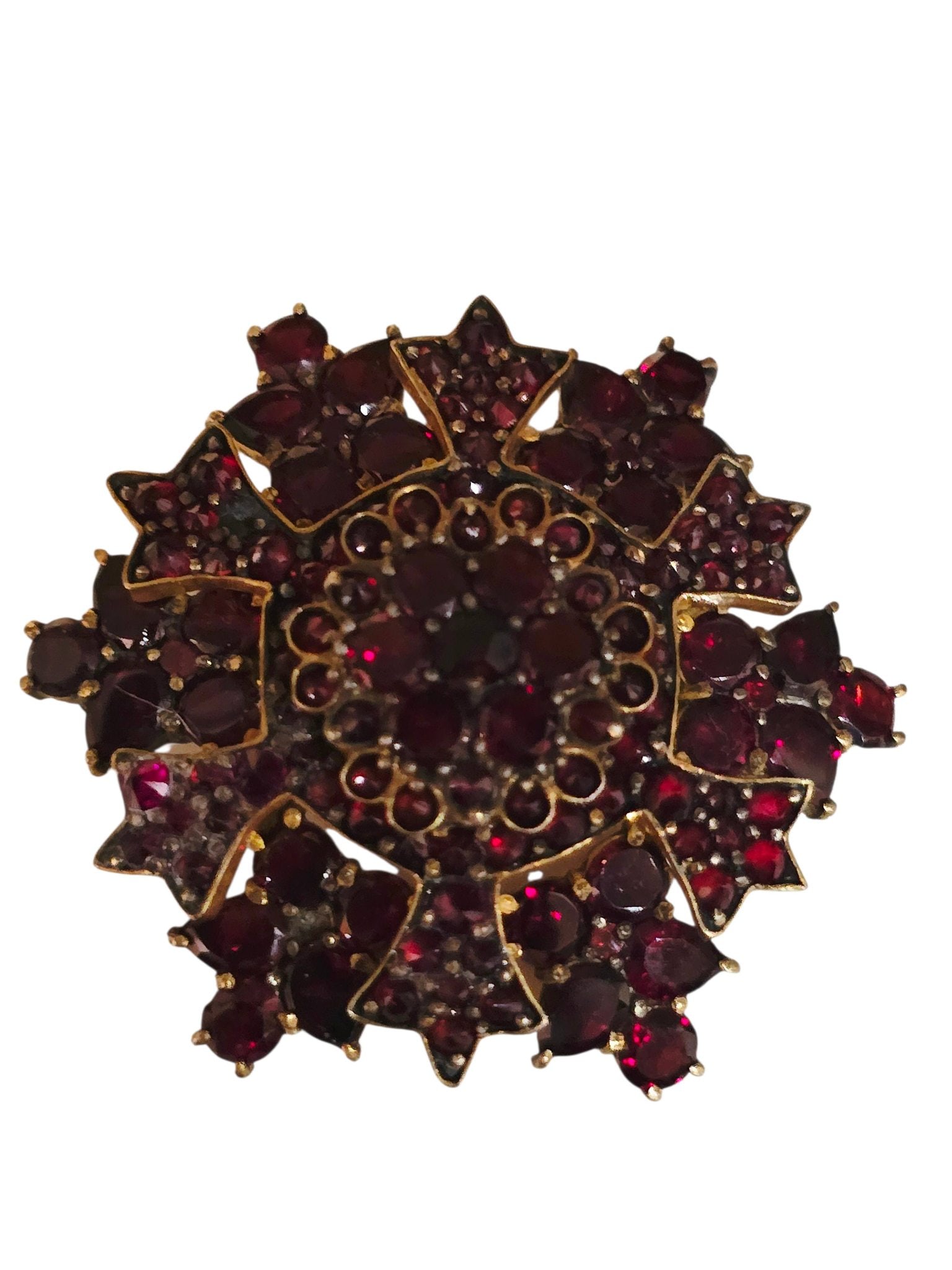 ANTIQUE BOHEMIAN GARNET LAYERED GOLD FILLED CLUSTER BROOCH (1 of 4)