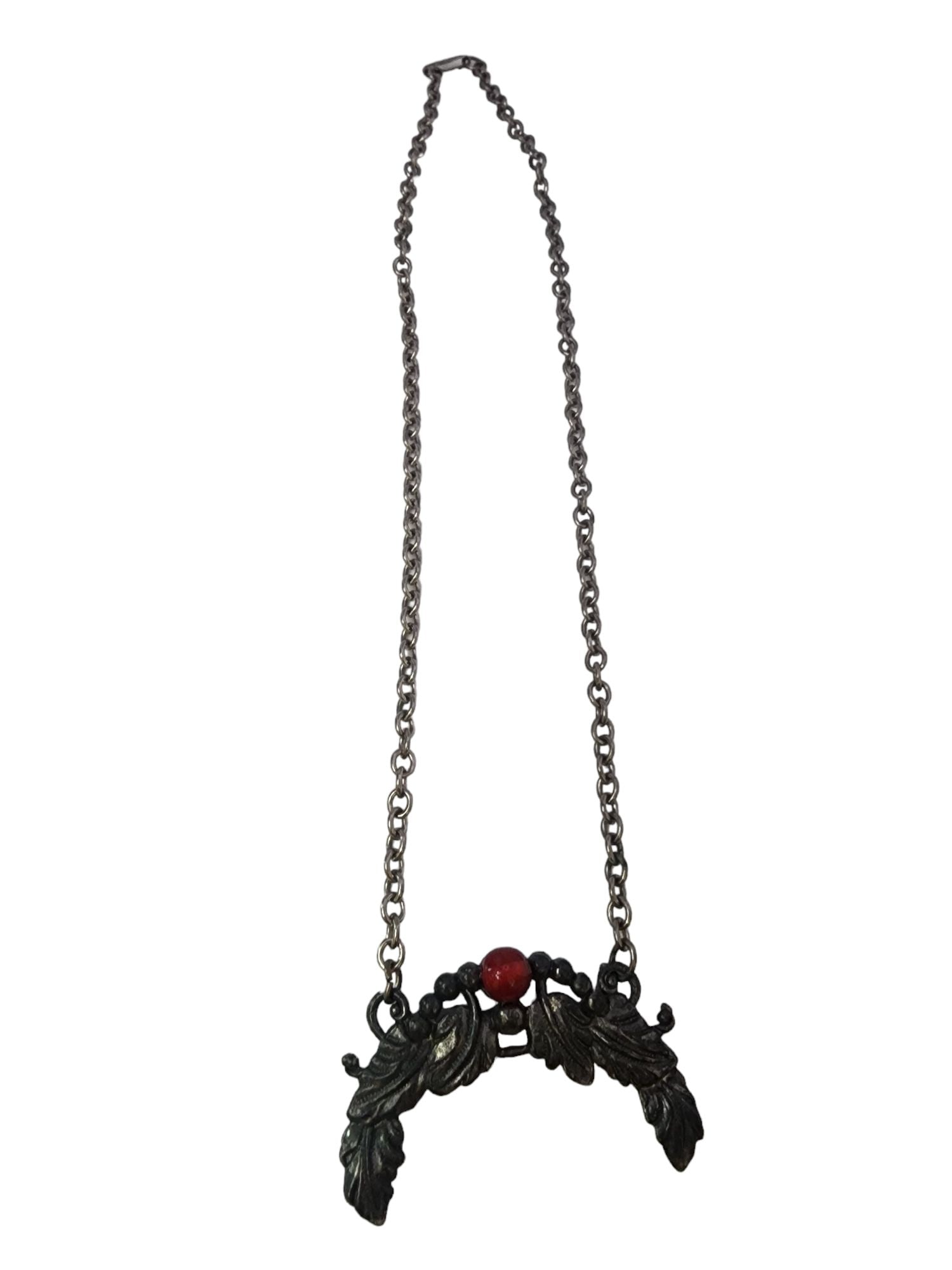 VINTAGE ART NOUVEAU NECKLACE: Vintage Art Nouveau Necklace. approx 18". Foldover clasp.