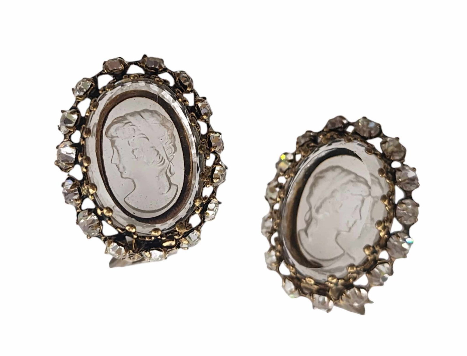 VINTAGE SIGNED W GERMANY GLASS CAMEO CLIP EARRINGS: Vintage Signed W Germany Glass Cameo Clip Earrings (A5801)Size: Approx. 1"Color: Clear, GoldCondition: Very good vintageSigned: W. GermanyDetails: • Signed "W Germany" on the back • Clip-on