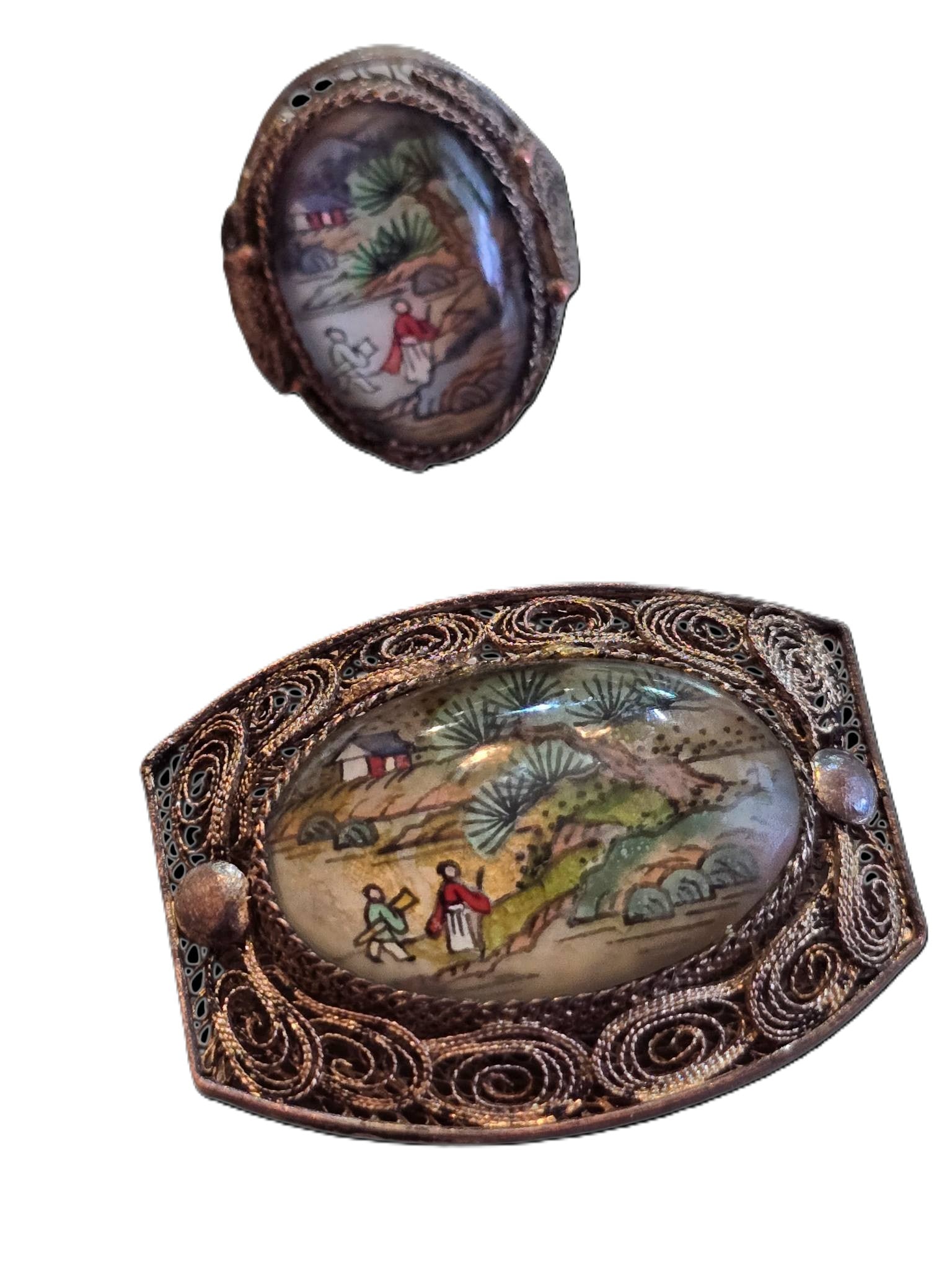 ANTIQUE CHINESE EXPORT FILIGREE 800 SILVER AND GLASS RING AND BROOCH SET: ANTIQUE CHINESE EXPORT FILIGREE 800 SILVER AND GLASS RING AND BROOCH SET. 1.5" BROOCH RING IS ADJUSTABLE. TESTED HELD BUT NOT AS STRONG AS SILVER WOULD.
