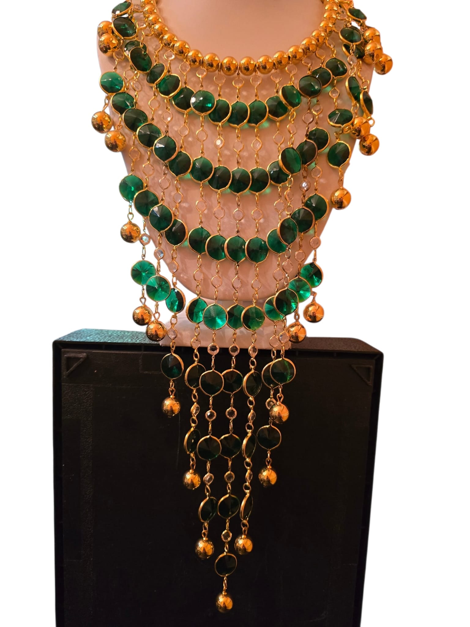 SPECTACULAR RARE OVER THE TOP JULIE RUBANO LUCITE AND BEADED CHICKLET COLLAR NECKLACE: SPECTACULAR RARE OVER THE TOP JULIE RUBANO LUCITE AND BEADED CHICKLET COLLAR NECKLACE. GOES TO 22" LONGEST DROP IS 13". HER PIECES ARE UNCONVENTIONAL AND DARING! USUALLY, NO TWO ARE ALIKE