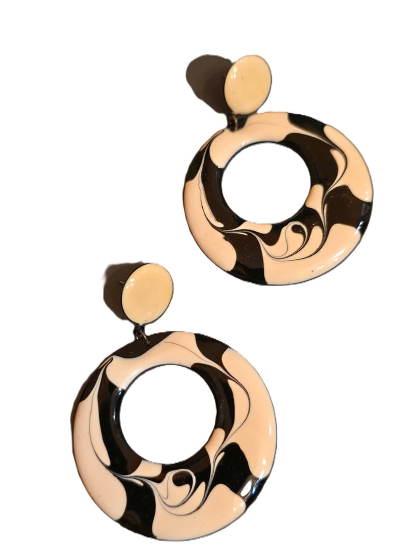 Z30 Vintage 80s Enamel Pierced Earrings (1 of 3)
