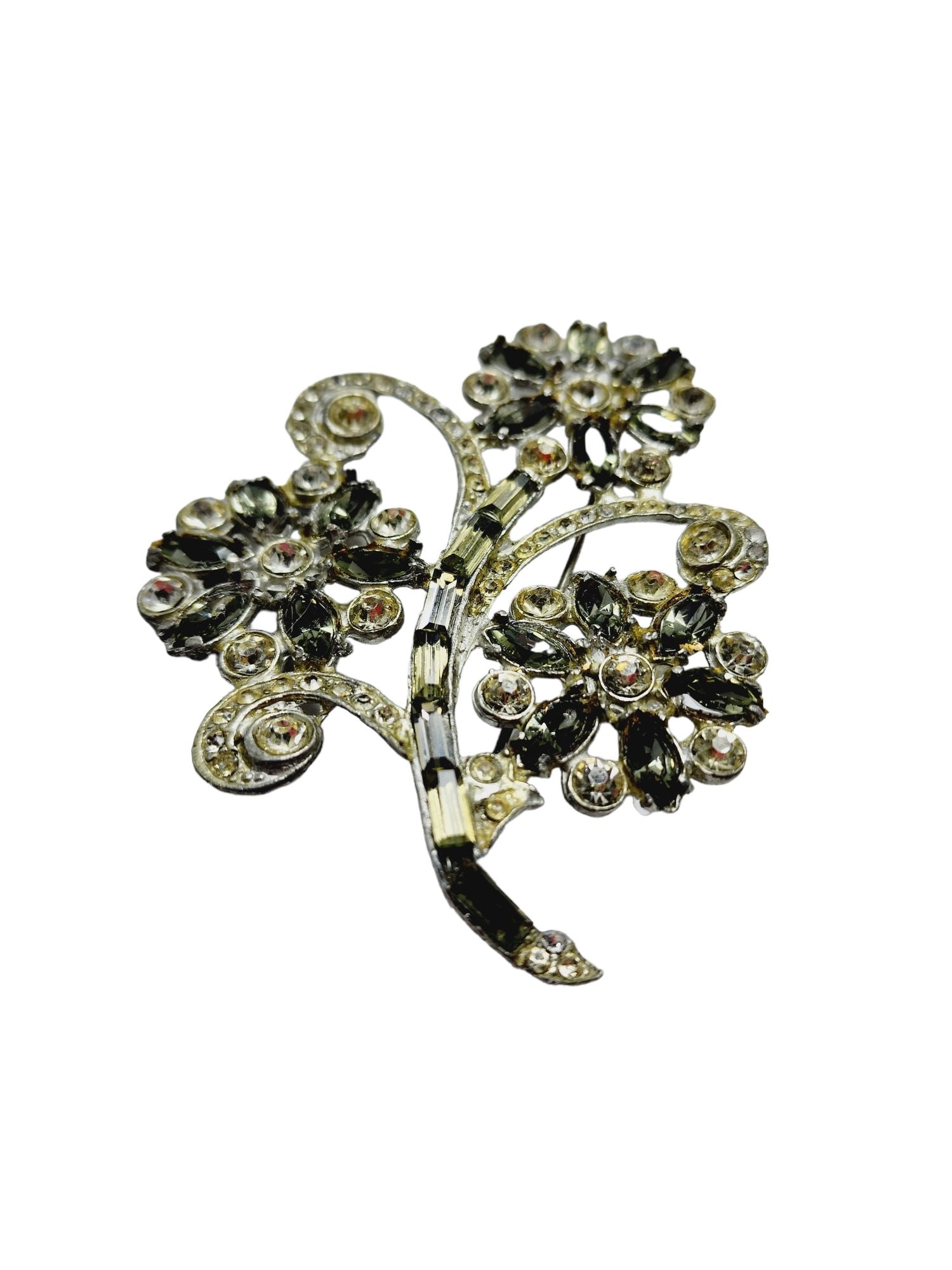 Vintage Early Pot Metal & 2 Tone Paste Huge Floral Spray Brooch (A865): Vintage Early Pot Metal & 2 Tone Paste Huge Floral Spray Brooch (A865) ? Size: 3". Condition: Good vintage; some stones may have been replaced and a few stick up. Era: Circa 1960s. Signed: None