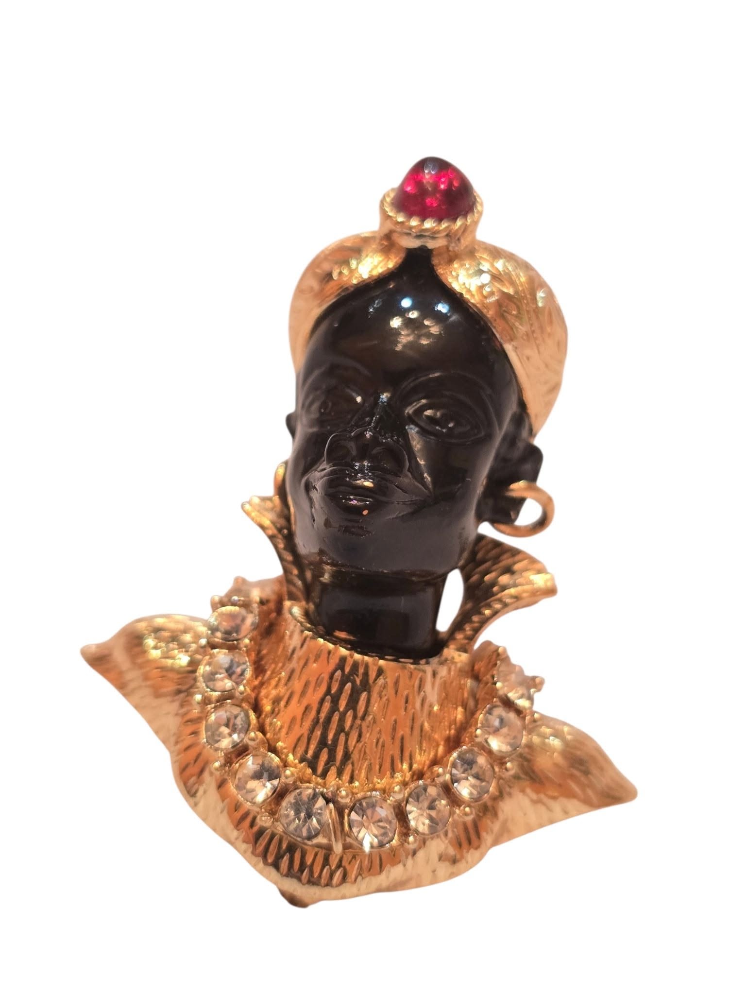 HARD TO FIND SIGNED VINTAGE CINER NUBIAN BROOCH (1 of 10)
