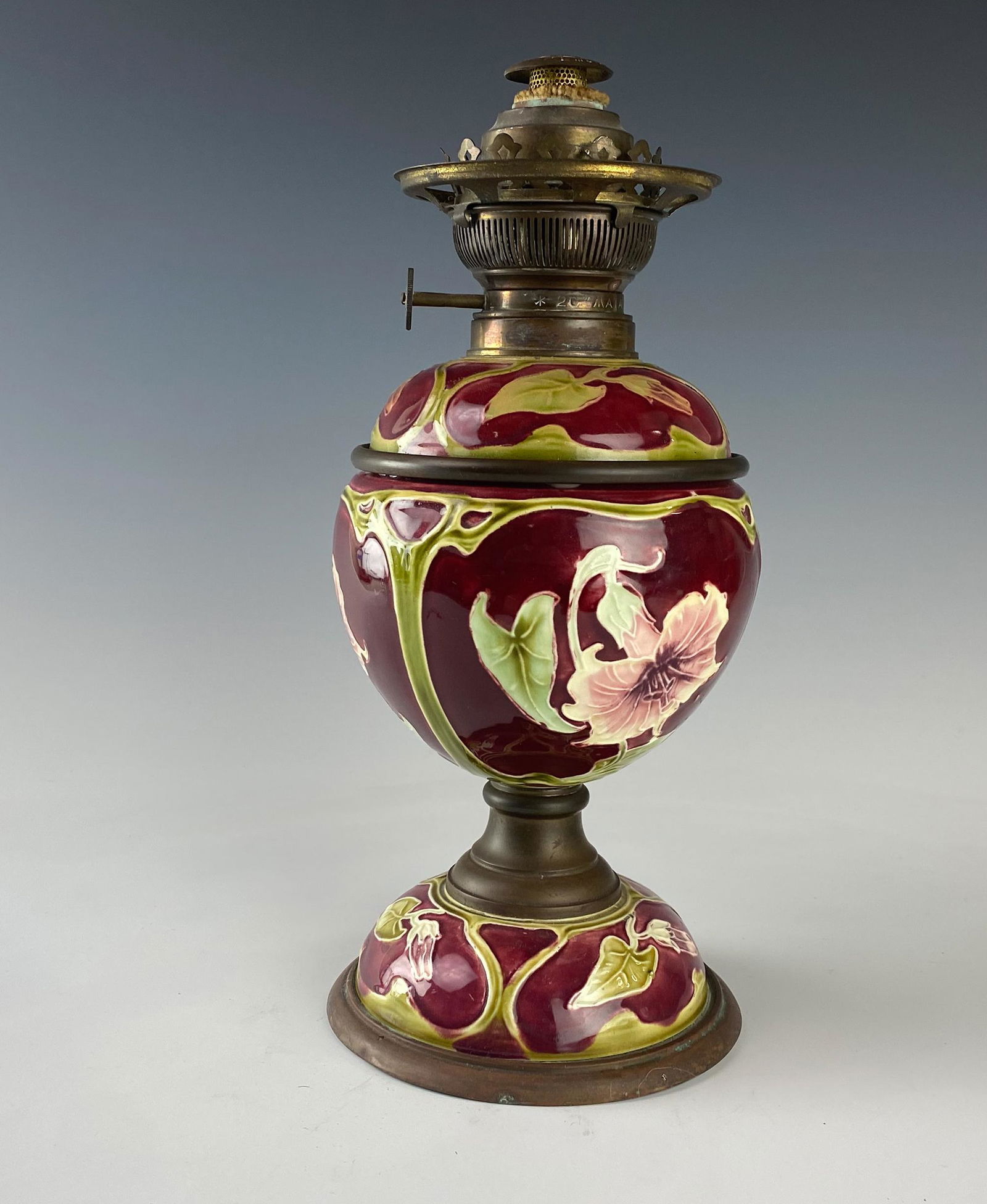 Ehrich & Graetz 19th Cen Majolica Pottery Oil Lamp (1 of 10)