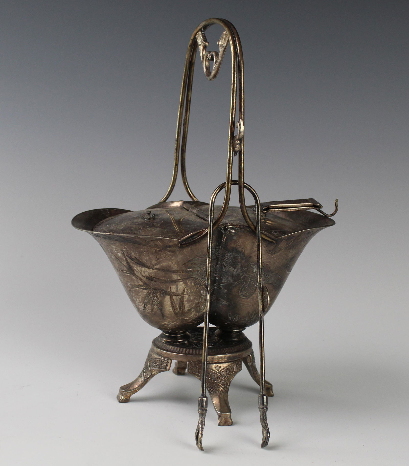 Mayo Aesthetic Movement Silver Plate Server & Tong (1 of 6)