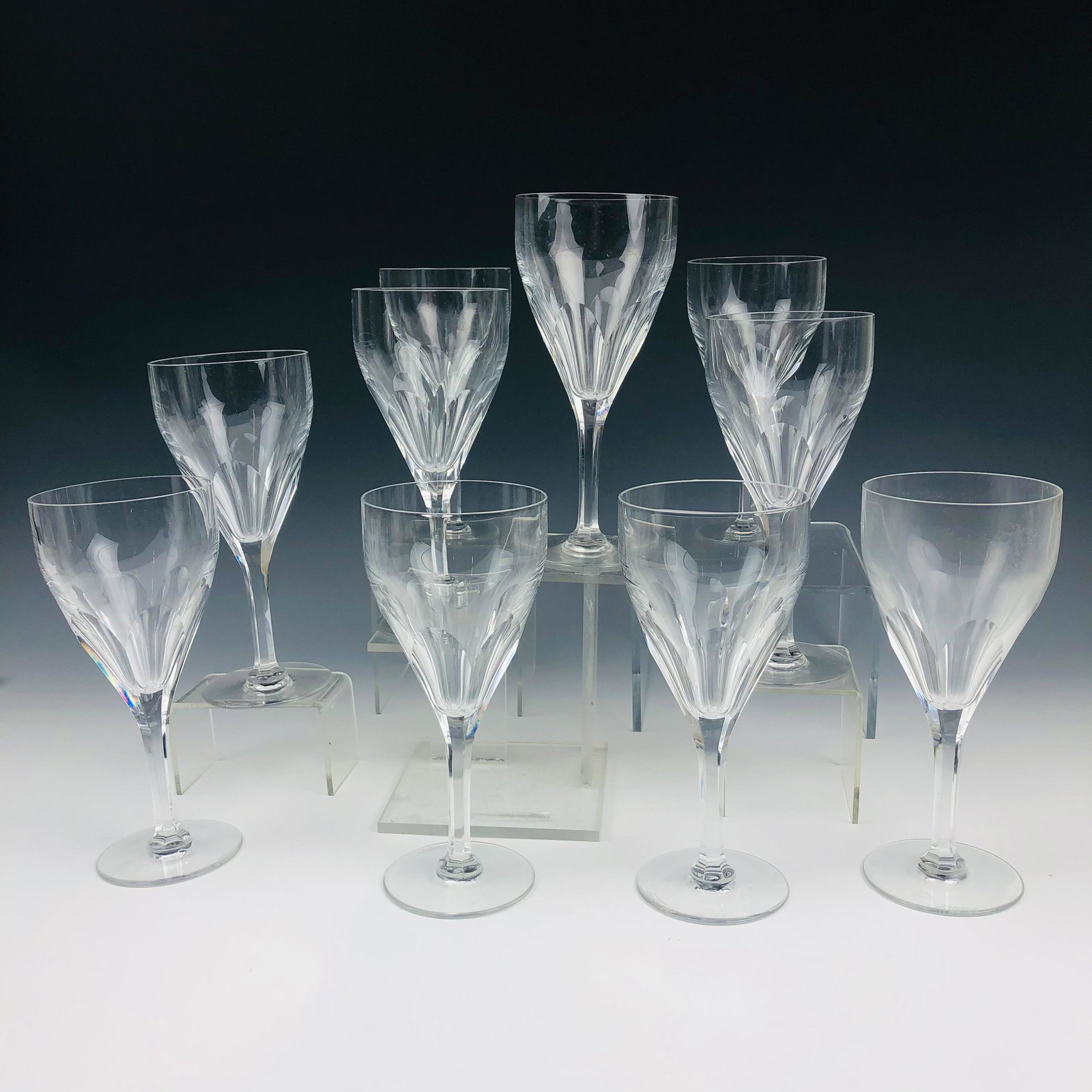 10 Val St Lambert Crystal "Gevaert" Water Goblets: Manufacturer : Val St Lambert. Country of origin : Belgium. Pattern : Gevaert TCPL Clear. Introduced : 1951. Discontinued : 1962. Type : Water Goblets. Material : Crystal. Good estate fresh condition.
