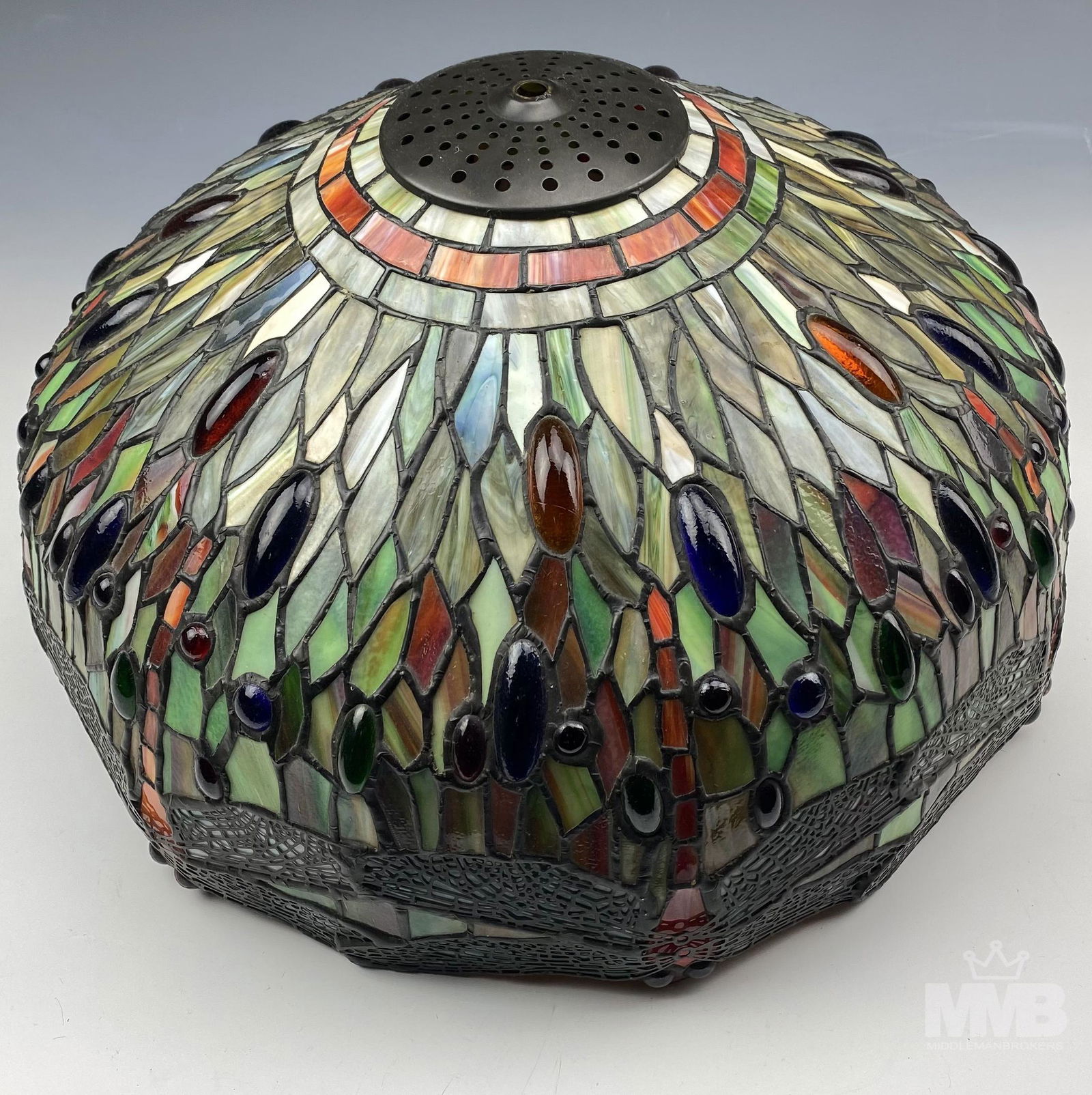 Stained Glass Dragonfly Lamp Shade after Tiffany (1 of 6)