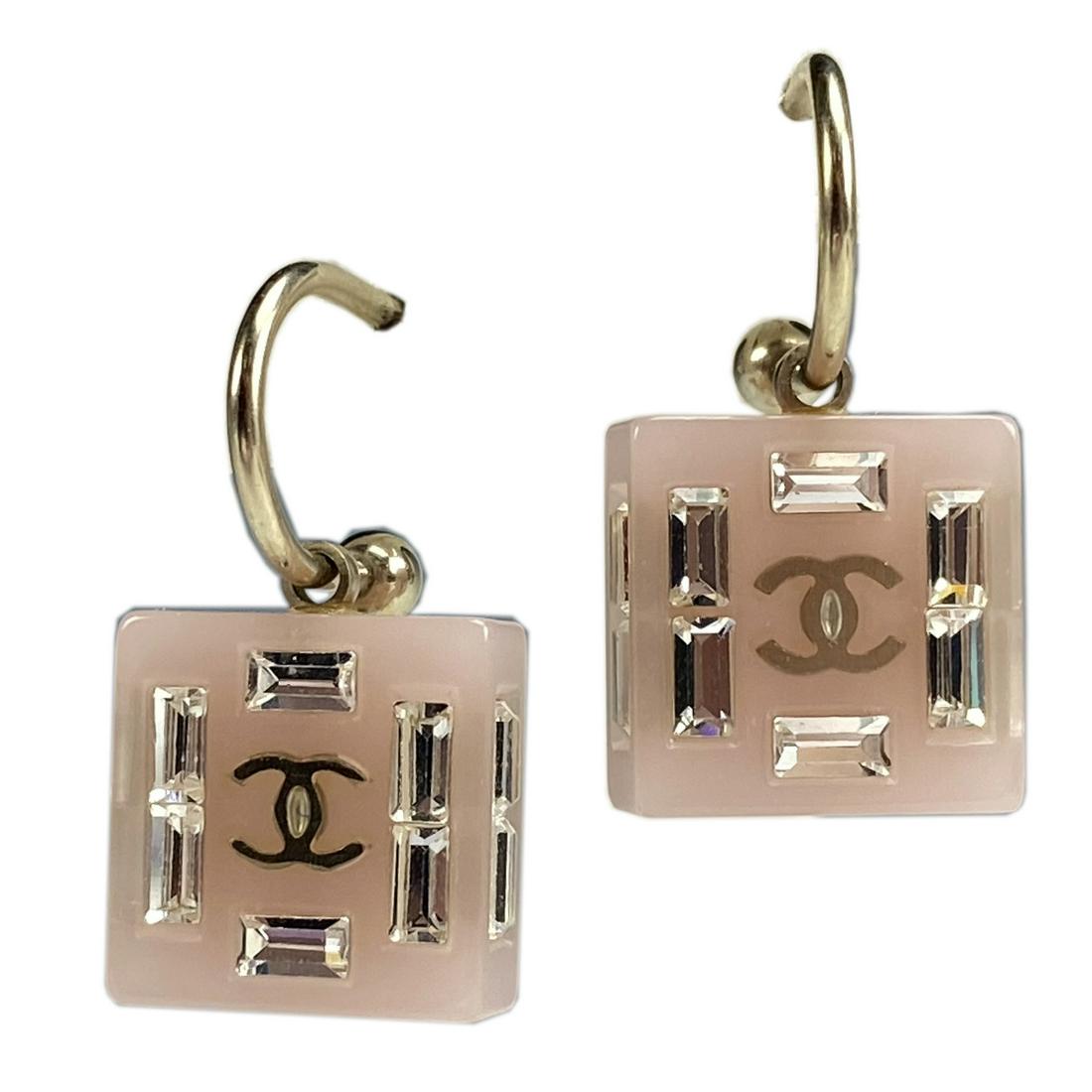 CHANEL Boucles Oreille Pink Crystal Enamel Earring (1 of 2)