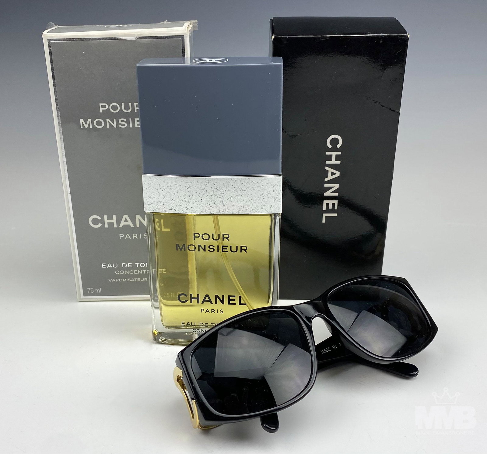 CHANEL Italian Paris Perfume Bottle & Sunglasses (1 of 6)