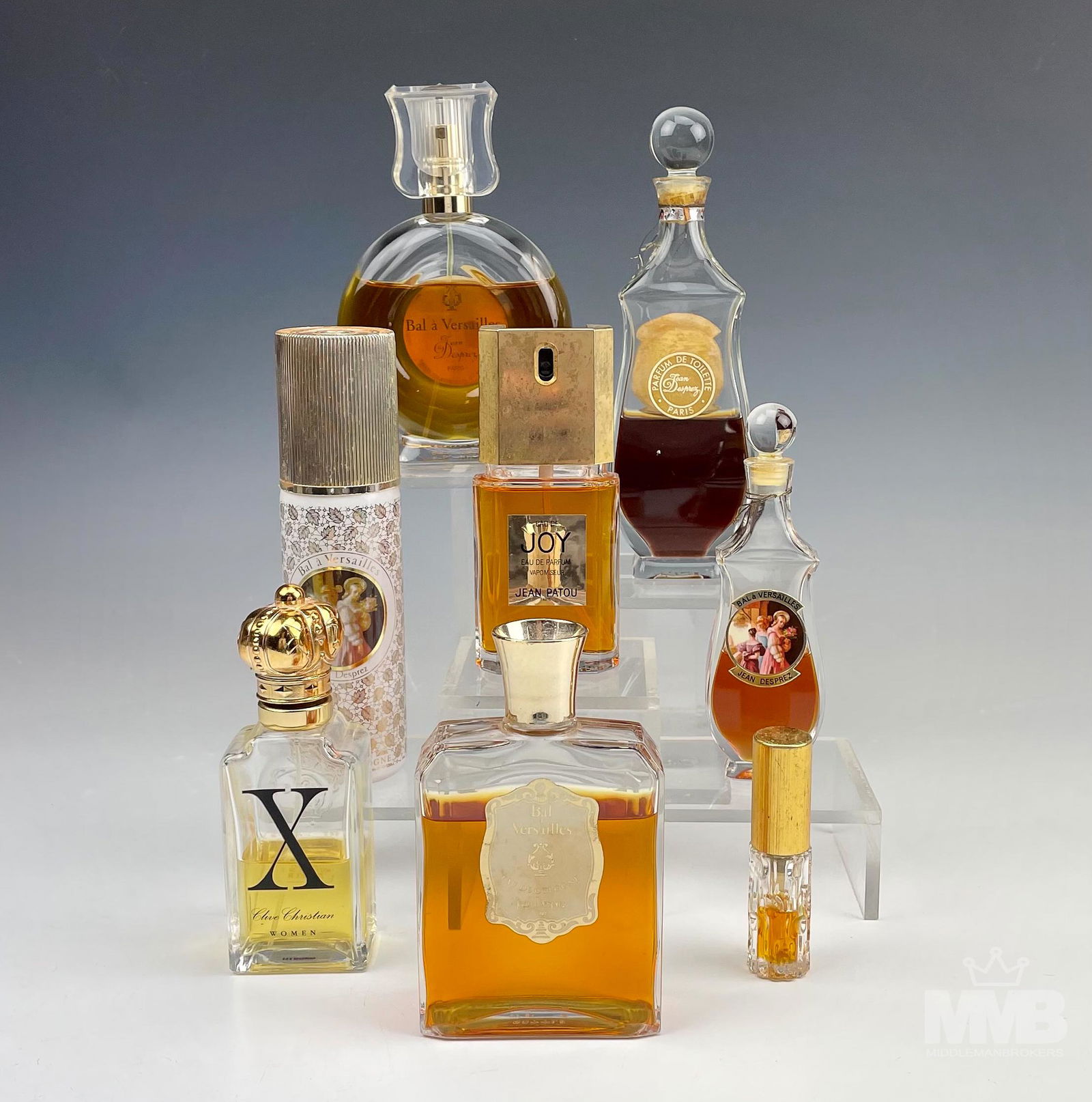 Estate Collection of 8 Assorted Perfume Bottles (1 of 3)