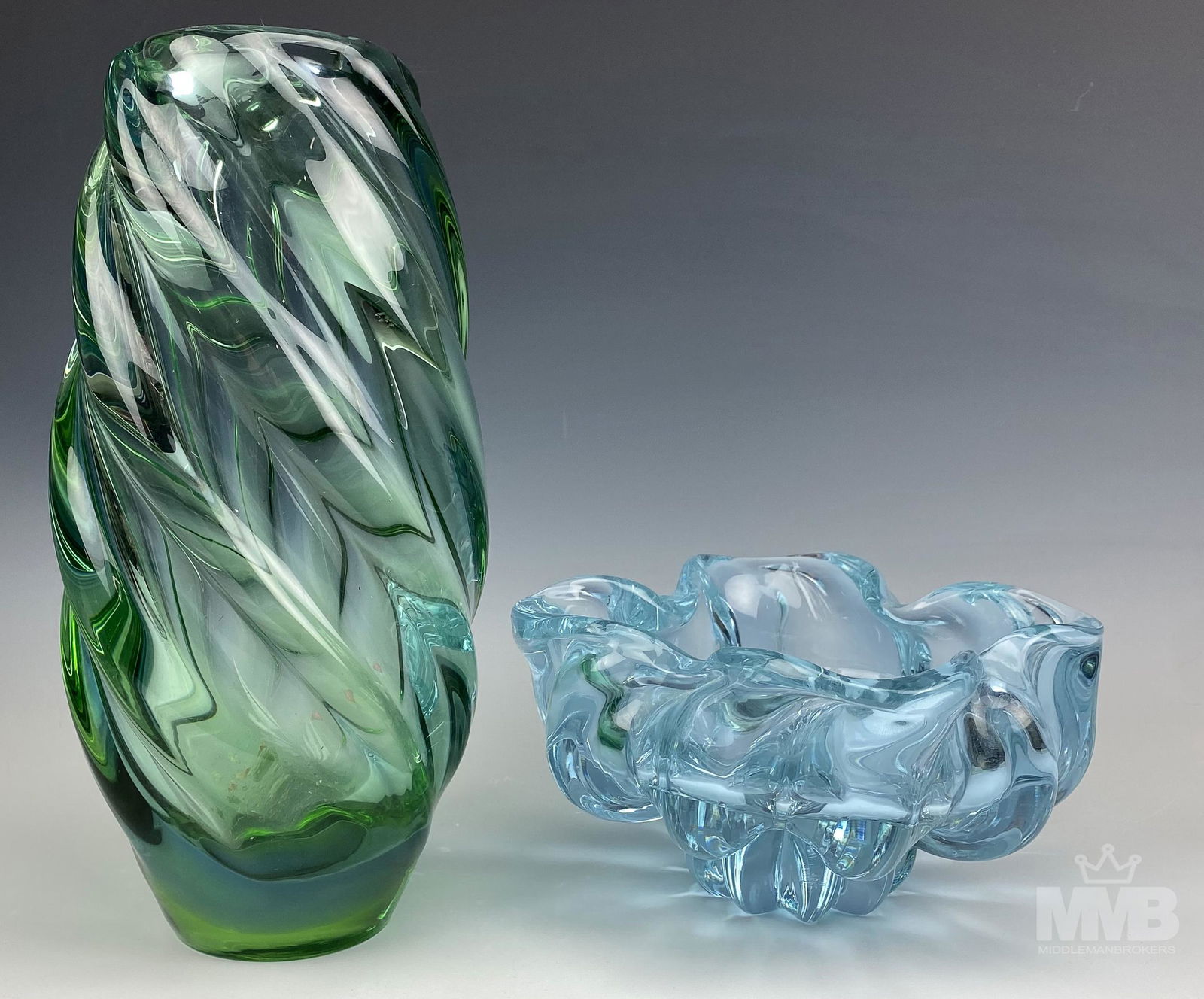Alexandrite Neodymium Art Glass Vase & Candy Dish (1 of 8)